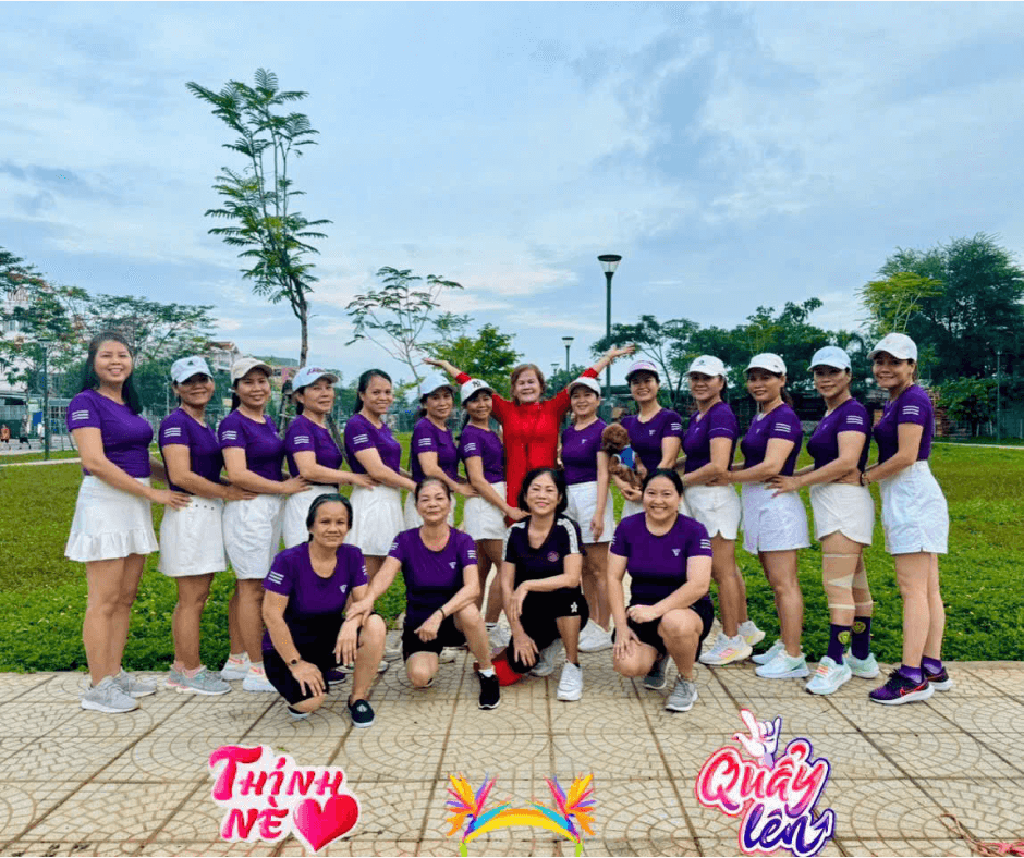 Áo thun đồng phục theo yêu cầu